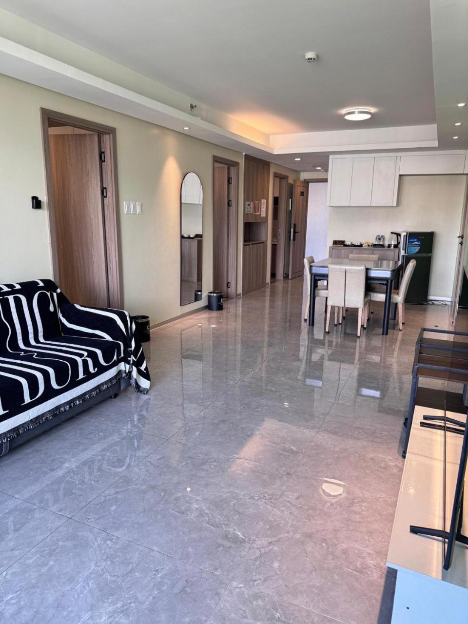 L Condotel Paranaque City Cameră foto